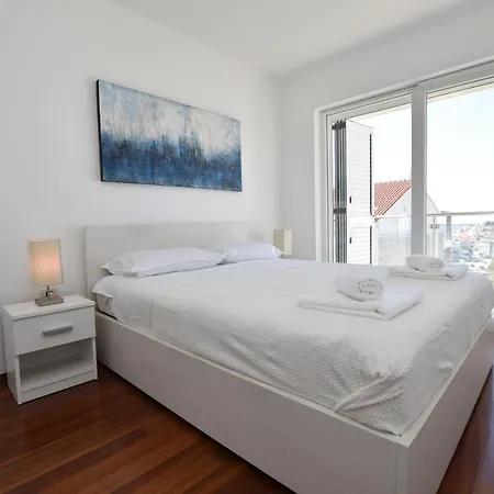 Apartment Belle Vue *