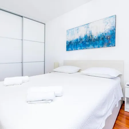 Belle Vue Apartment Primosten