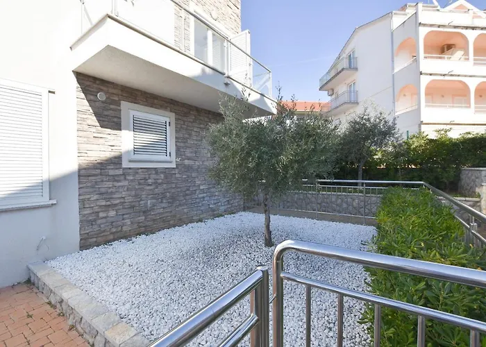 Belle Vue * Primošten